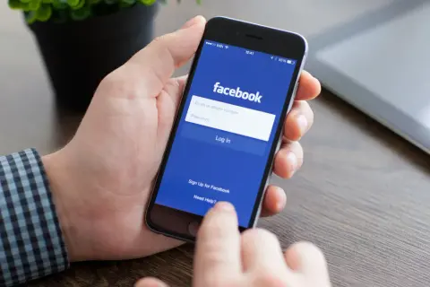 Jak dodać numer telefonu do Facebooka i uniknąć problemów z kontem