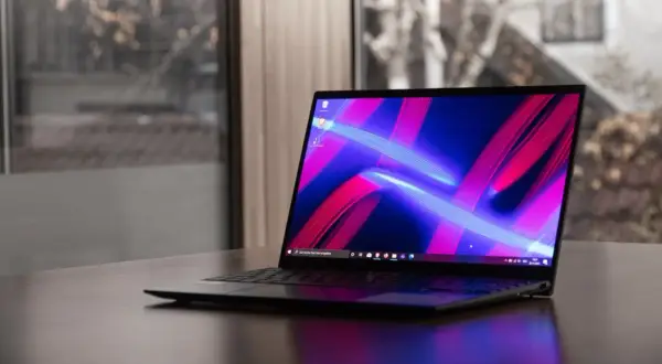 Jak wyłączyć aplikacje przy starcie systemu Windows 11 i przyspieszyć działanie komputera