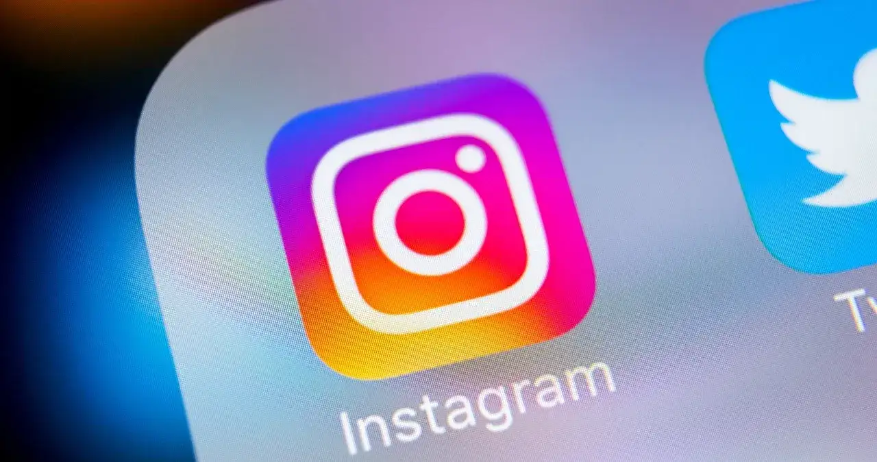 Zdjęcie Instagram relacje - czy naprawdę widać kto je ogląda?